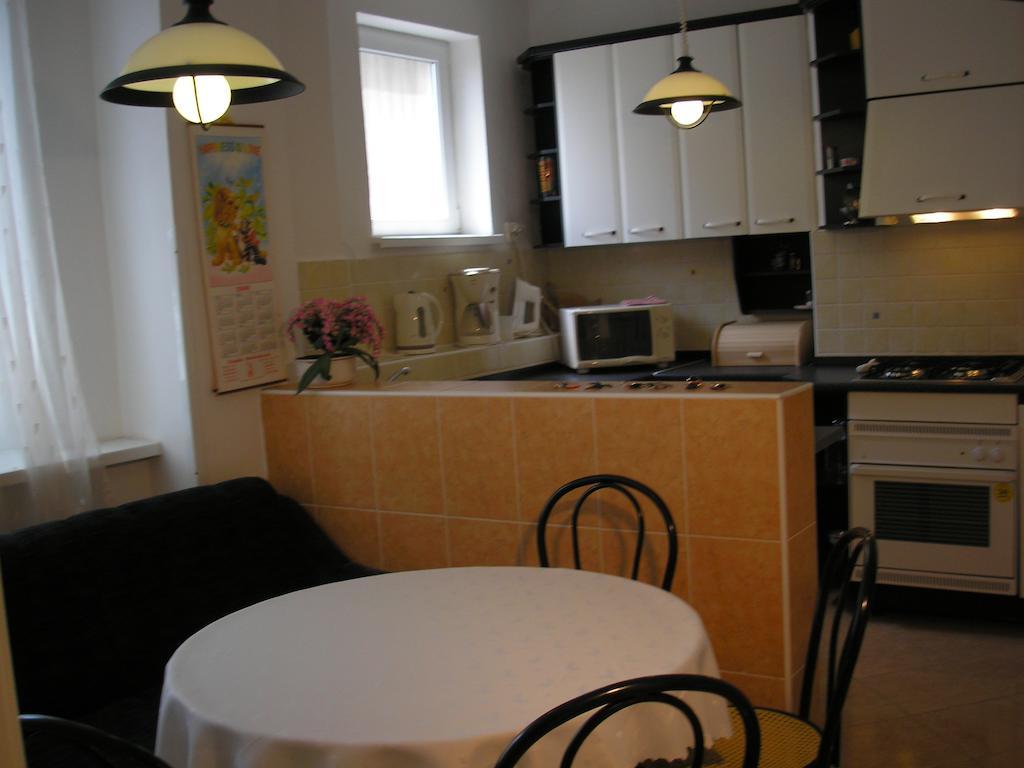 Apartment Accommodation Up To 17 Bratislava Eksteriør billede